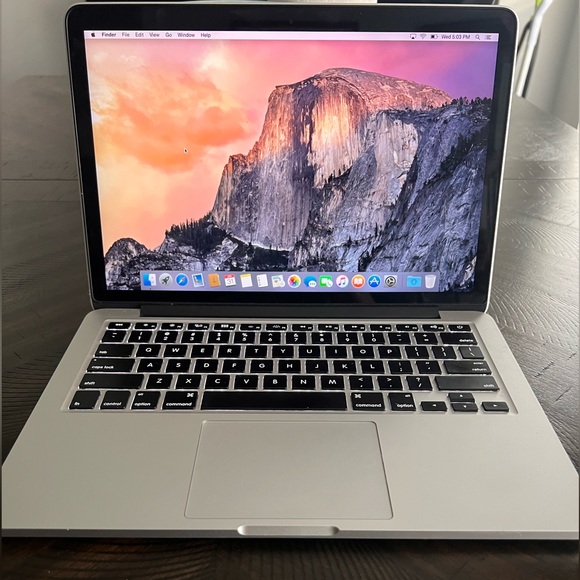 Apple MacBook Pro (13in. Early 2015) 120GB